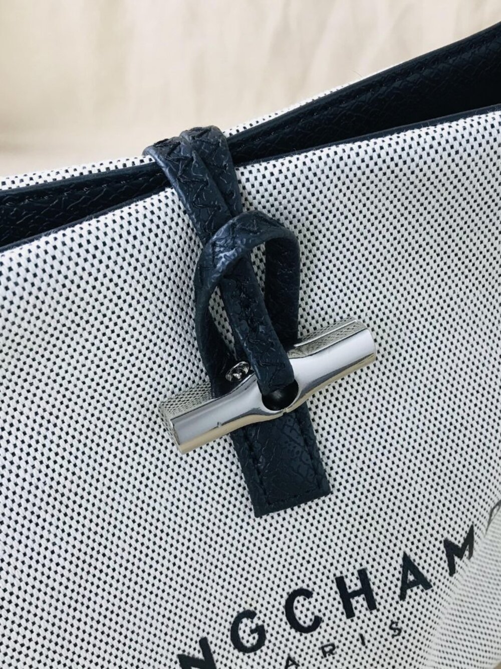 NWT Longchamp Essential Toile Bucket Bag - Picture 7 of 10